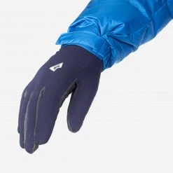 Mountain Equipment Herren Bekleidung Vega Jacket